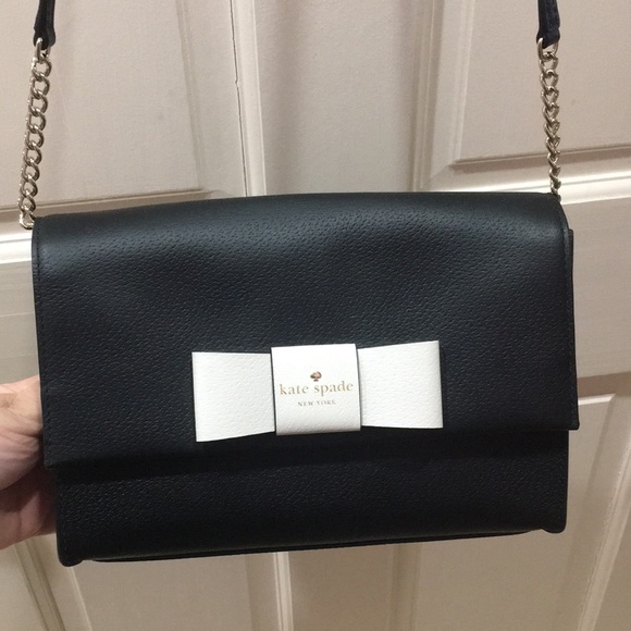 Kate Spade Classic Black Bow Purse Bag - Picture 2 of 13